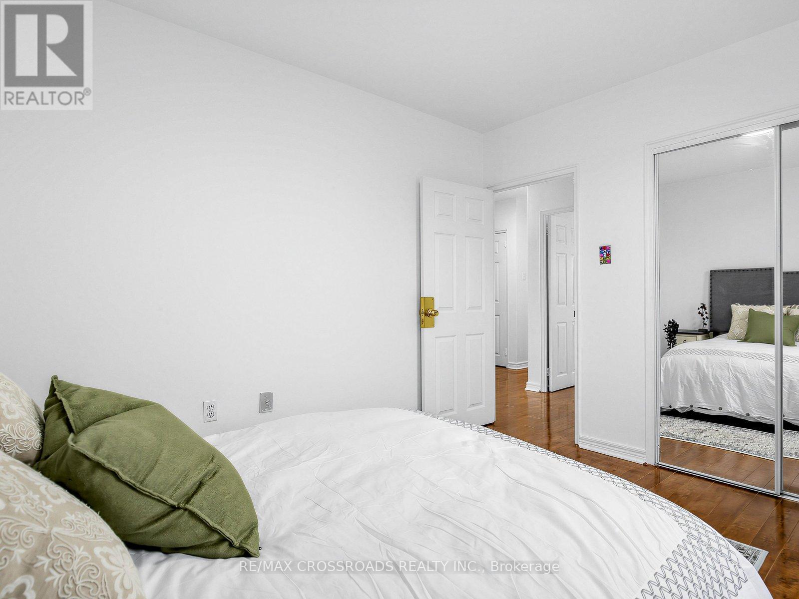 407 - 8 Kingsbridge Court, Toronto, Ontario  M2R 1L5 - Photo 16 - C12968712