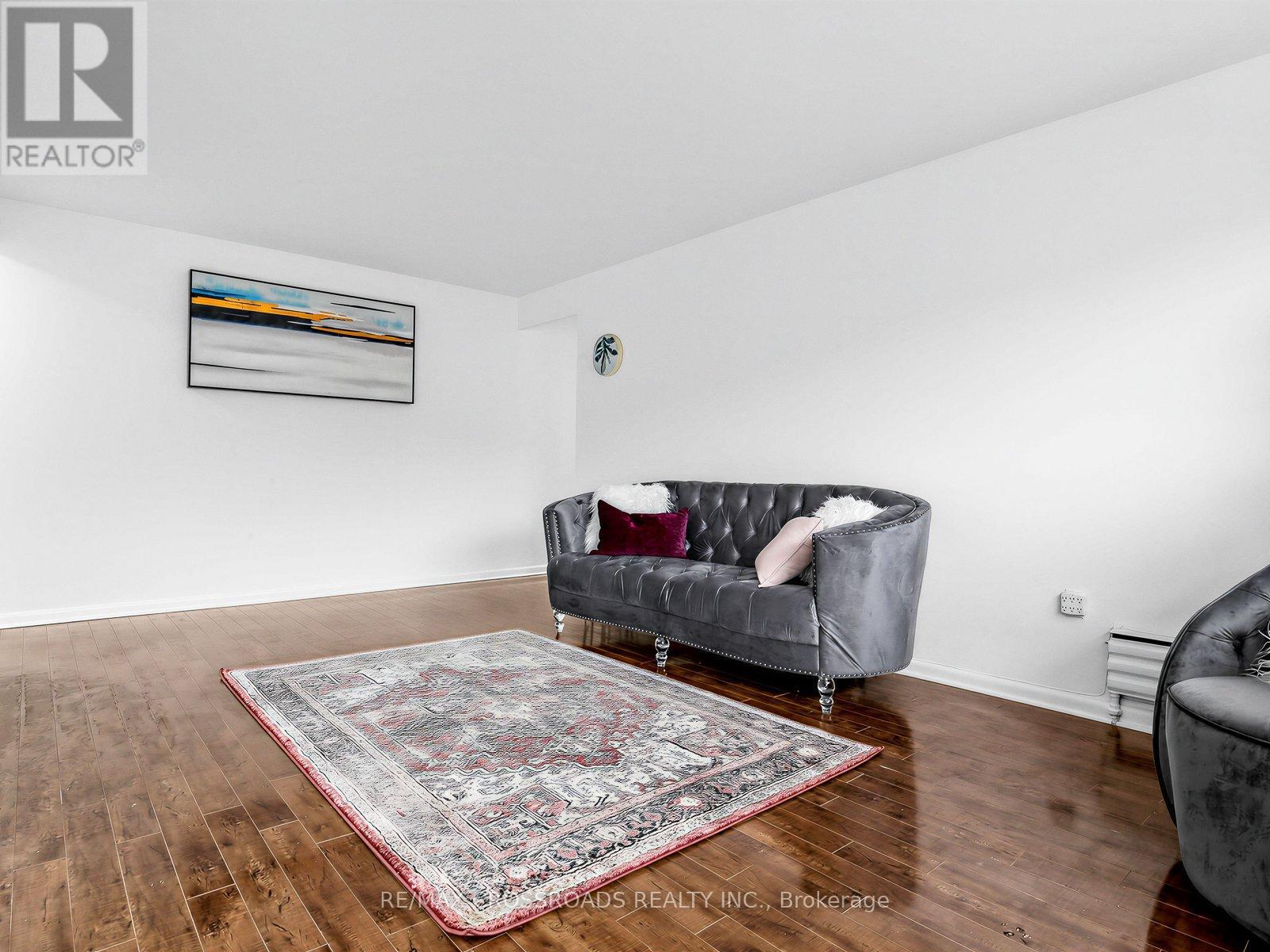 407 - 8 Kingsbridge Court, Toronto, Ontario  M2R 1L5 - Photo 3 - C12968712