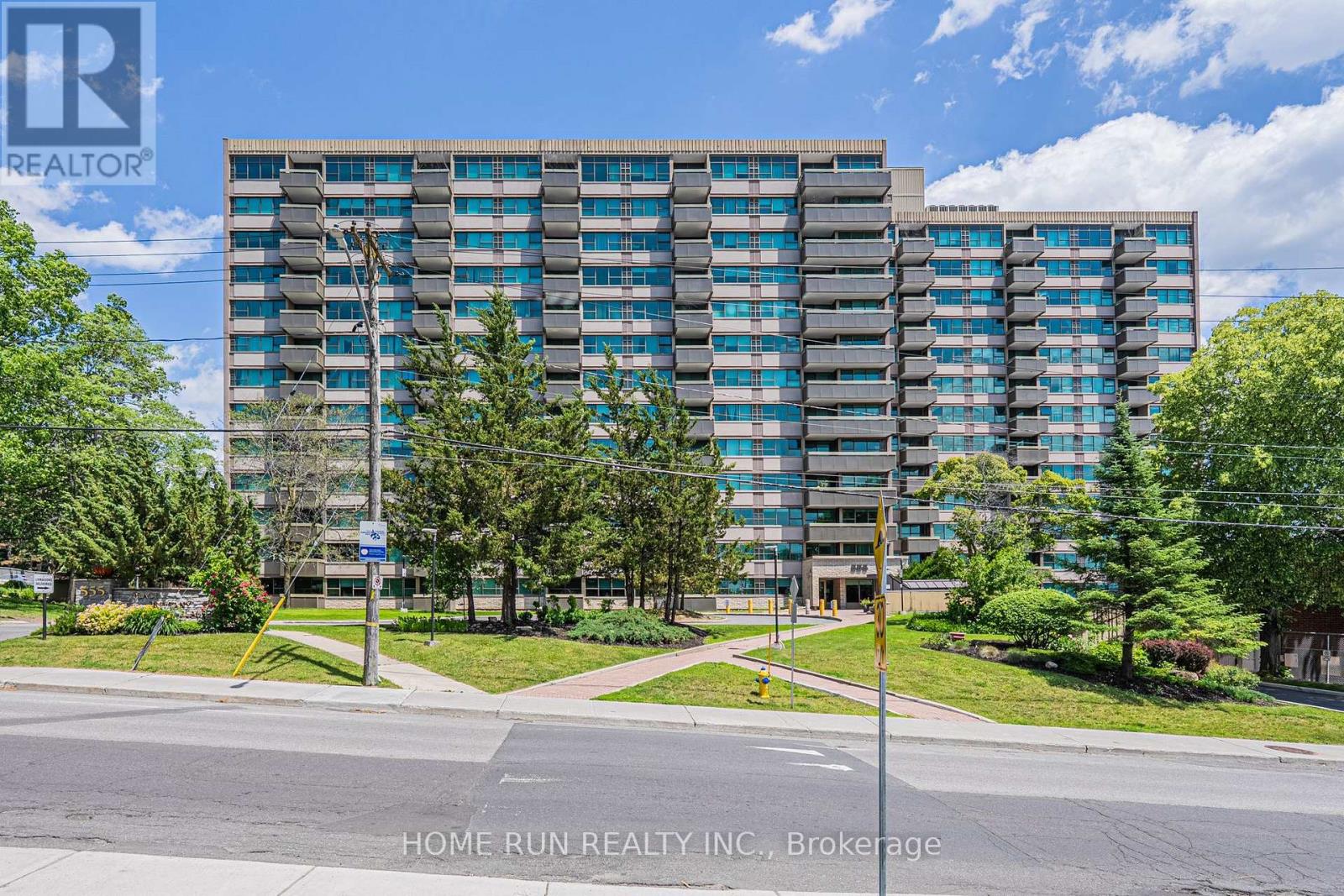 1111 - 555 BRITTANY DRIVE, Ottawa, Ontario