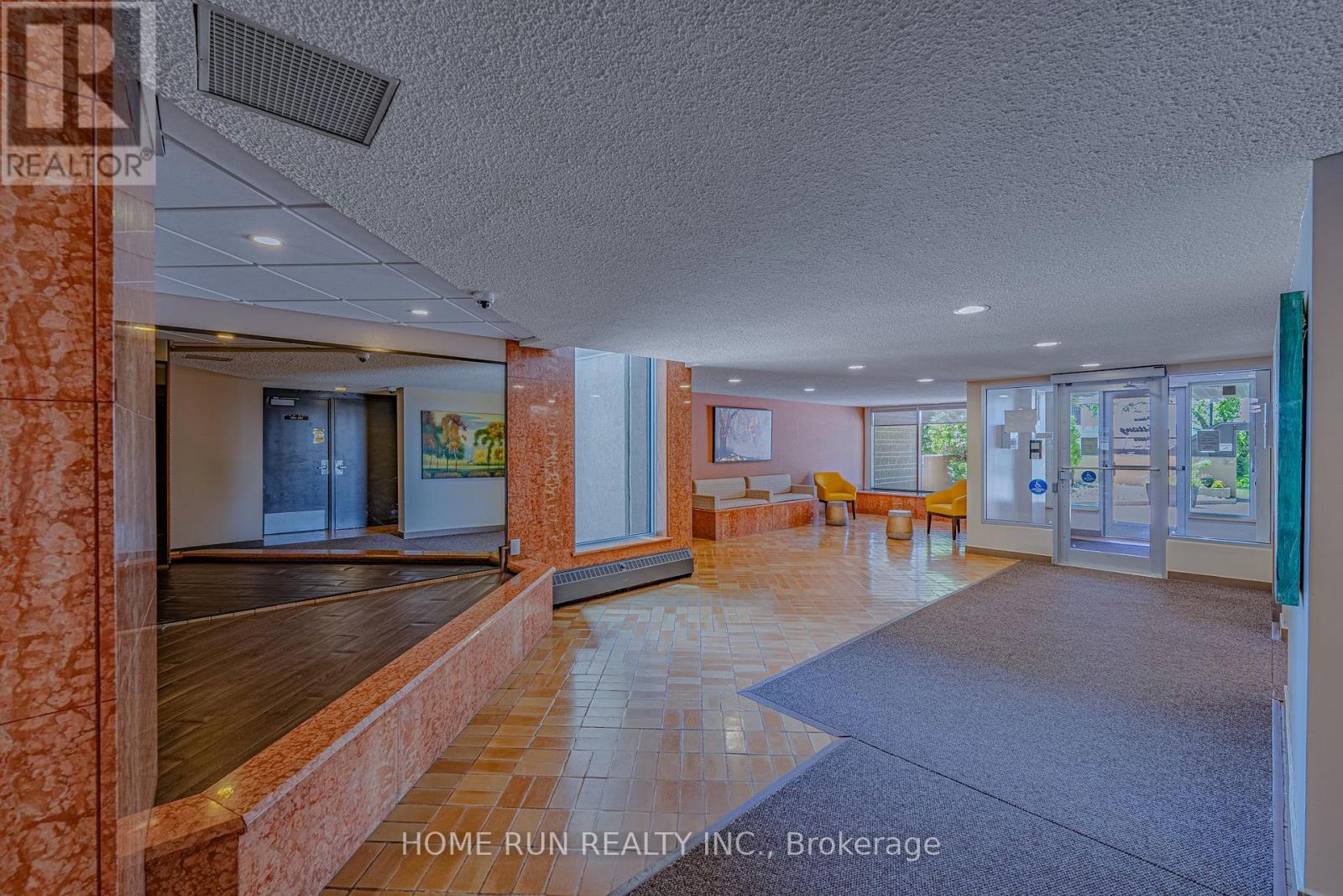 1111 - 555 Brittany Drive, Ottawa, Ontario  K1K 4C5 - Photo 10 - X12968660