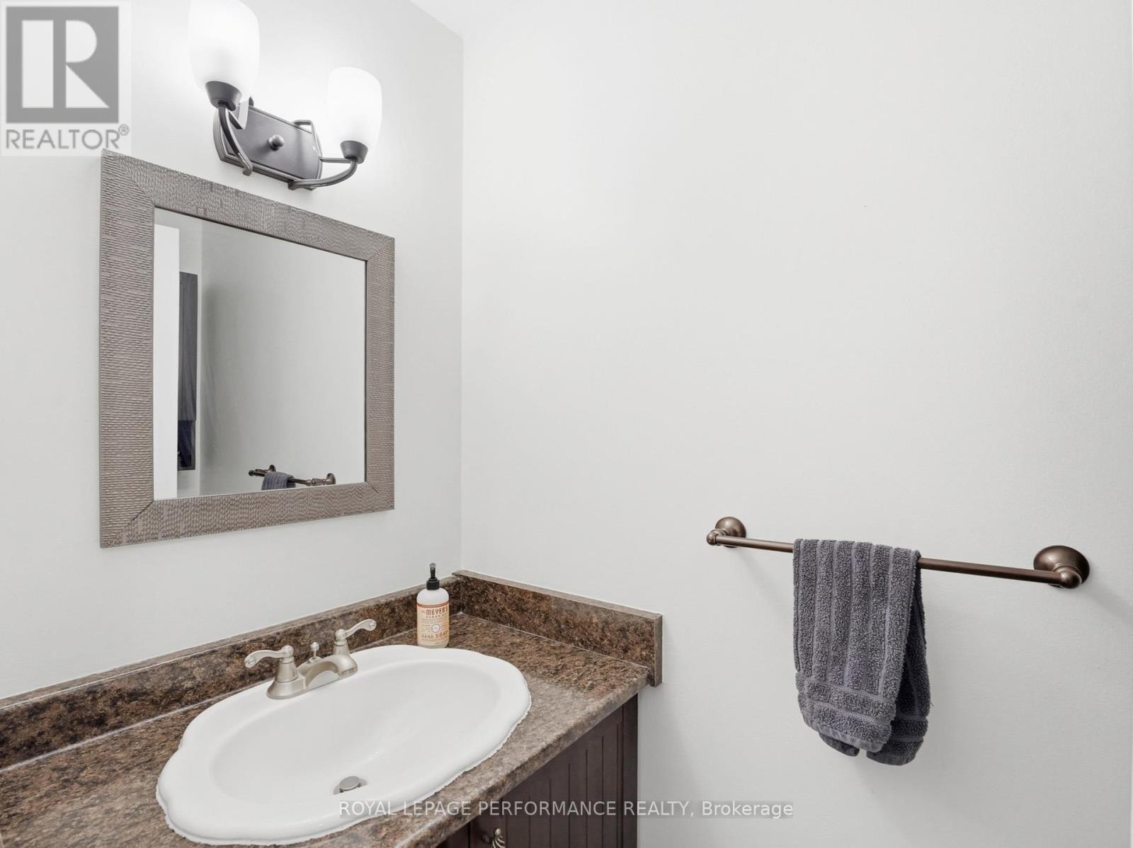 6442 Bilberry Drive, Ottawa, Ontario  K1C 4P3 - Photo 23 - X12968688