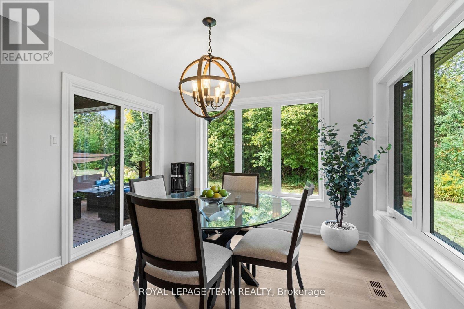 6903 Twin Lakes Avenue, Ottawa, Ontario  K4P 1P1 - Photo 18 - X12968728