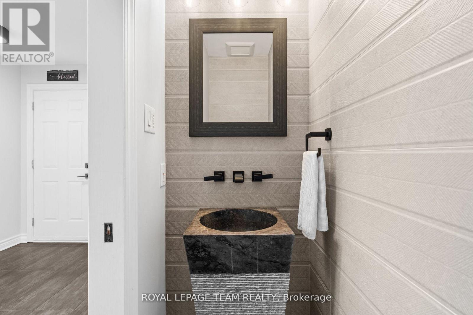 6903 Twin Lakes Avenue, Ottawa, Ontario  K4P 1P1 - Photo 29 - X12968728