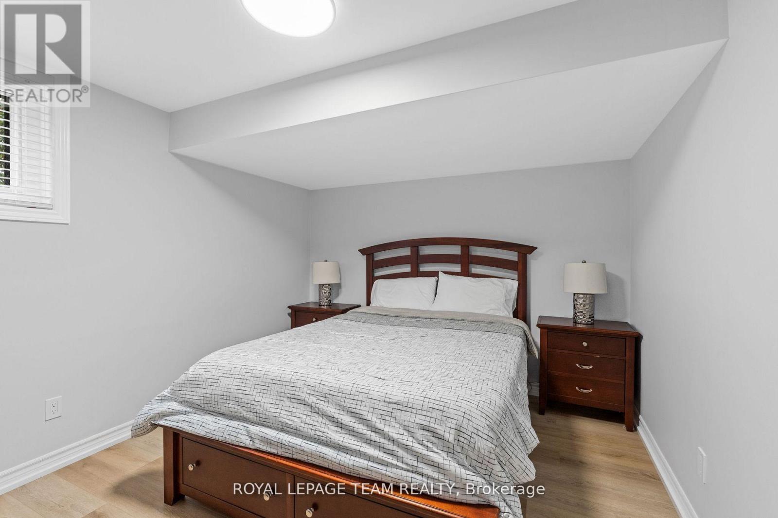 6903 Twin Lakes Avenue, Ottawa, Ontario  K4P 1P1 - Photo 38 - X12968728