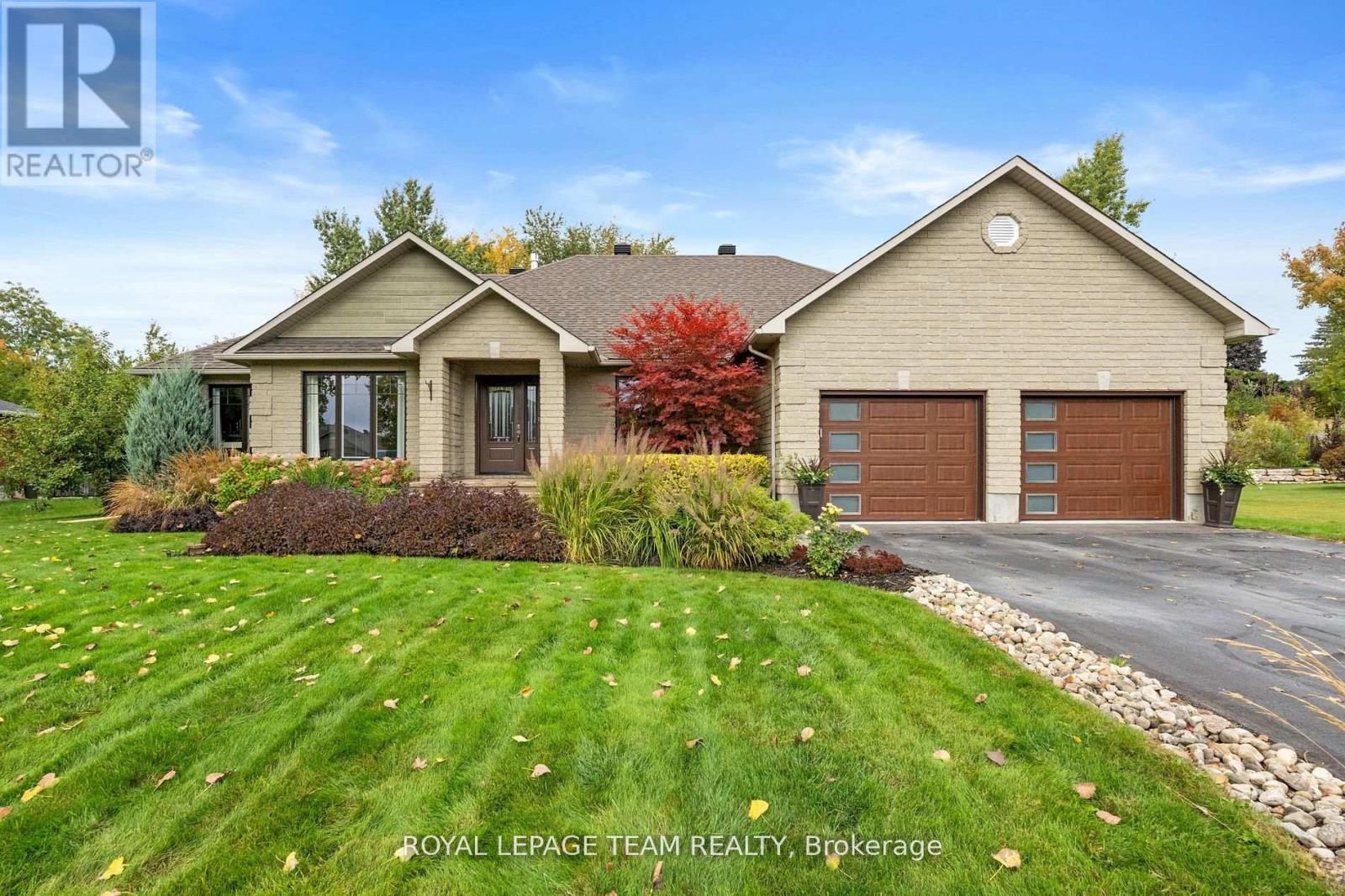 6903 Twin Lakes Avenue, Ottawa, Ontario  K4P 1P1 - Photo 46 - X12968728