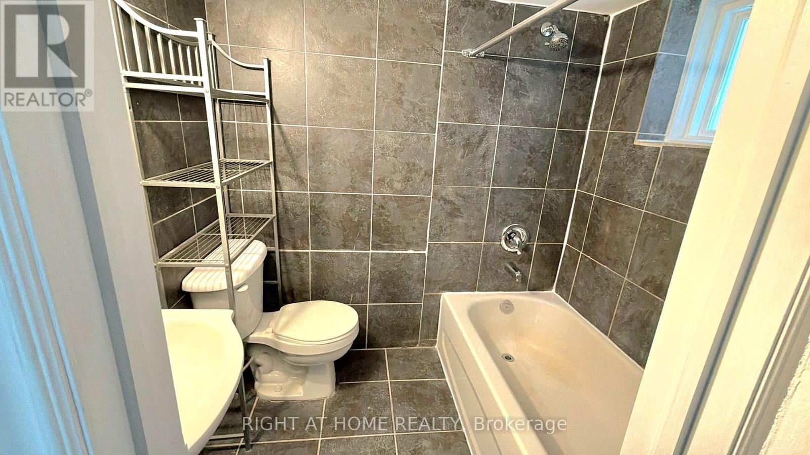 Basement - 408 Strathmore Boulevard, Toronto, Ontario  M4C 1N5 - Photo 9 - E12968682