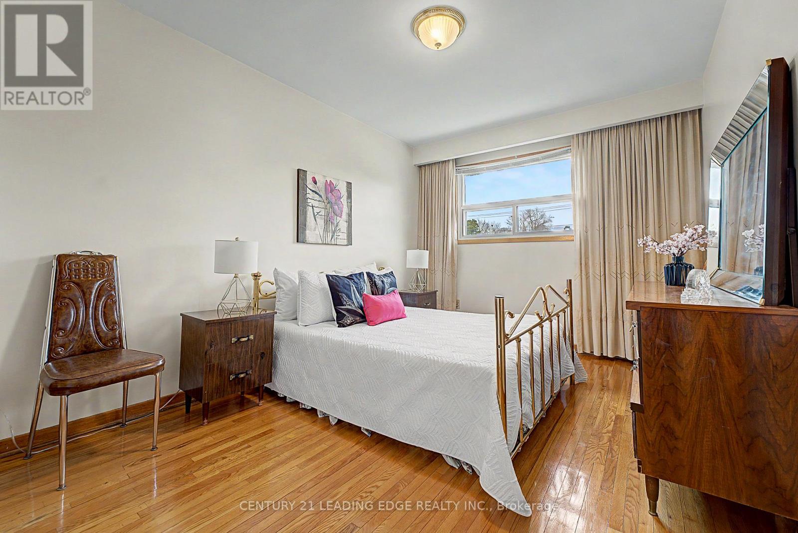 2a Fairglen Avenue, Toronto, Ontario  M1T 1G7 - Photo 19 - E12968736