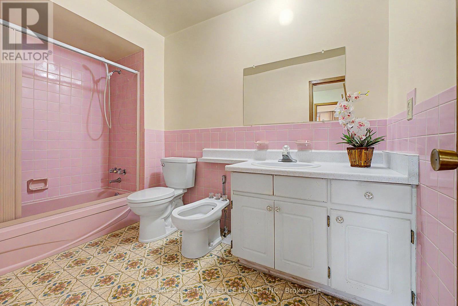 2a Fairglen Avenue, Toronto, Ontario  M1T 1G7 - Photo 21 - E12968736