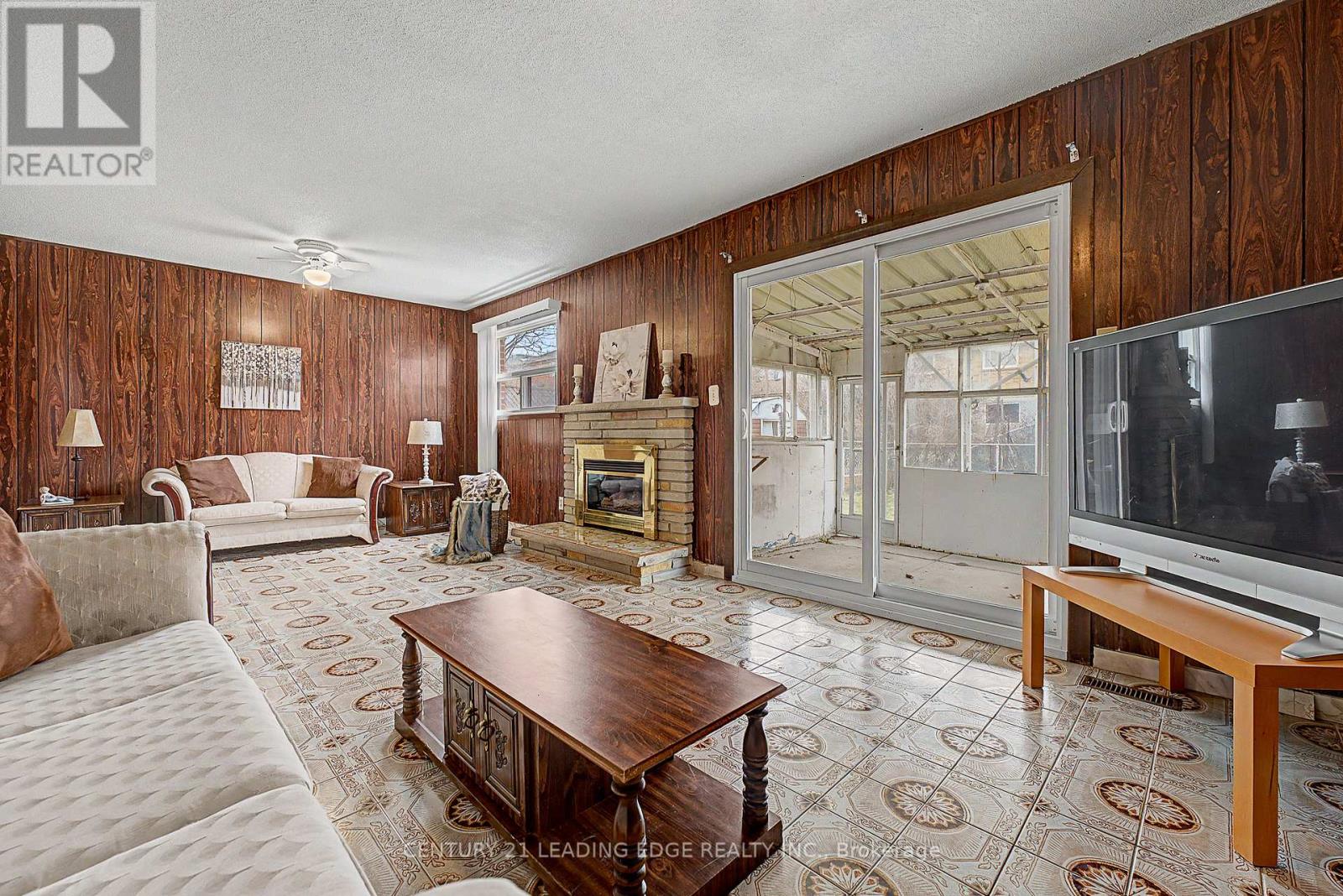 2a Fairglen Avenue, Toronto, Ontario  M1T 1G7 - Photo 27 - E12968736