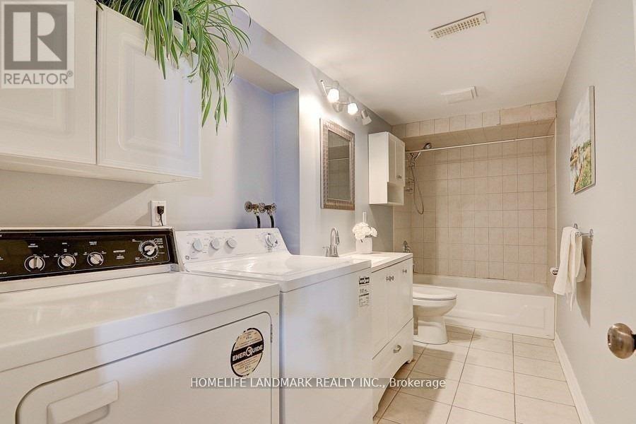 32 Windridge Drive, Markham, Ontario  L3P 1T8 - Photo 19 - N12968664