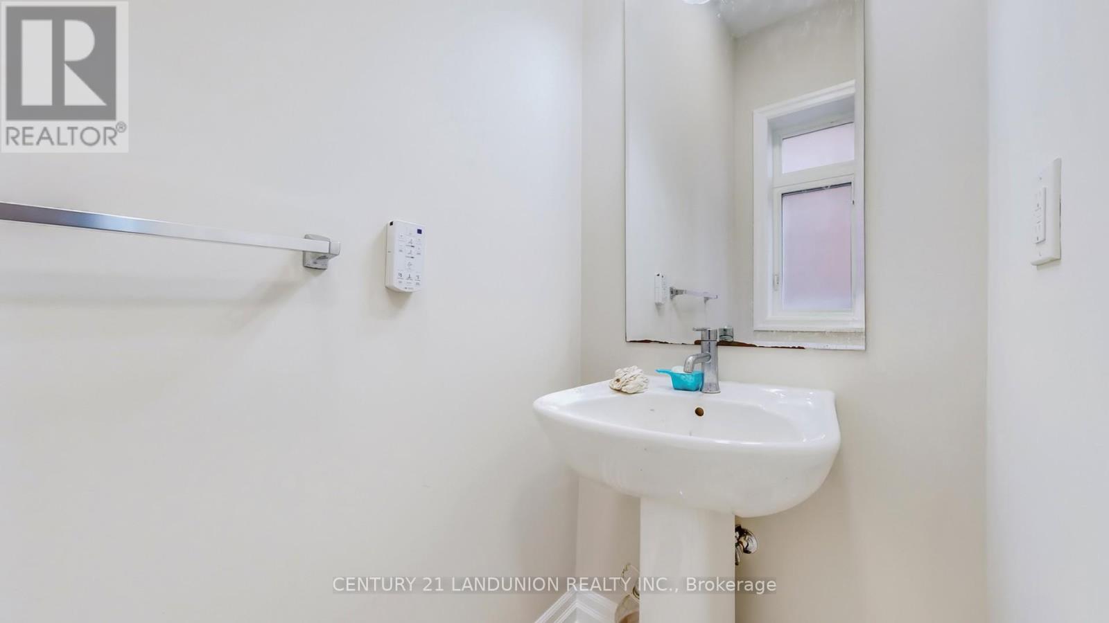 234 Touch Gold Crescent, Aurora, Ontario  L4G 3X5 - Photo 17 - N12968670