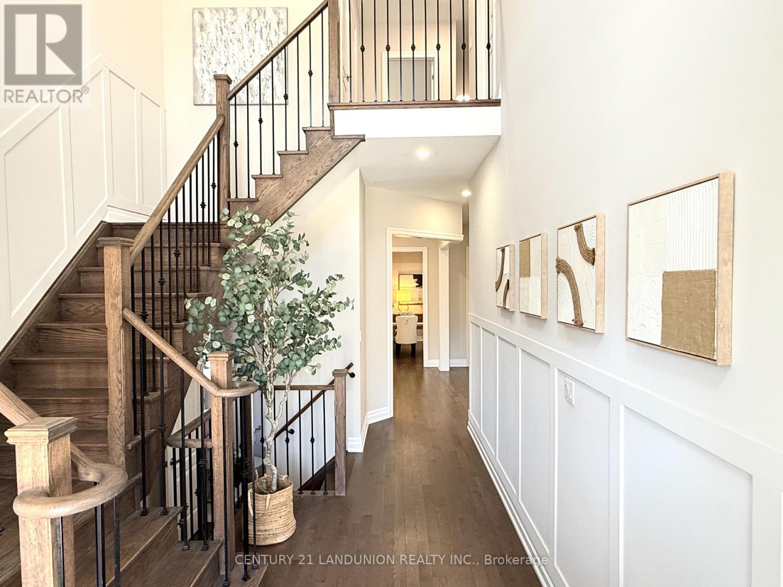 234 Touch Gold Crescent, Aurora, Ontario  L4G 3X5 - Photo 6 - N12968670