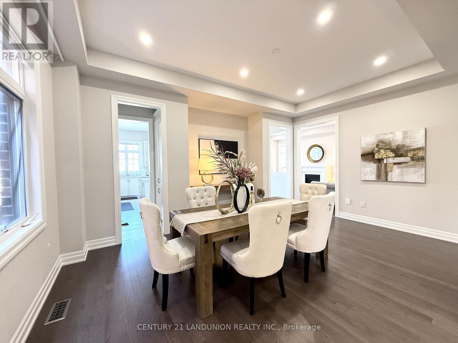 234 Touch Gold Crescent, Aurora, Ontario  L4G 3X5 - Photo 9 - N12968670