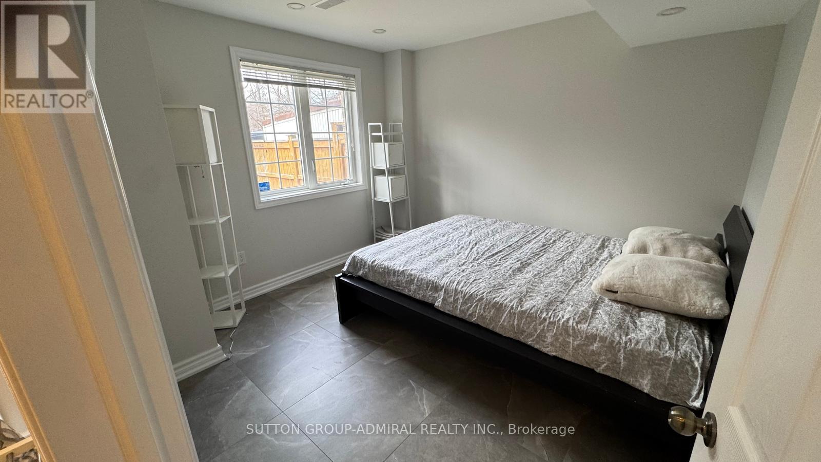 Basement - 28 Dovetail Drive, Richmond Hill, Ontario  L4E 5A9 - Photo 13 - N12968690