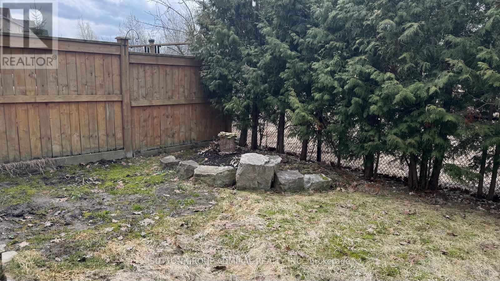 Basement - 28 Dovetail Drive, Richmond Hill, Ontario  L4E 5A9 - Photo 16 - N12968690