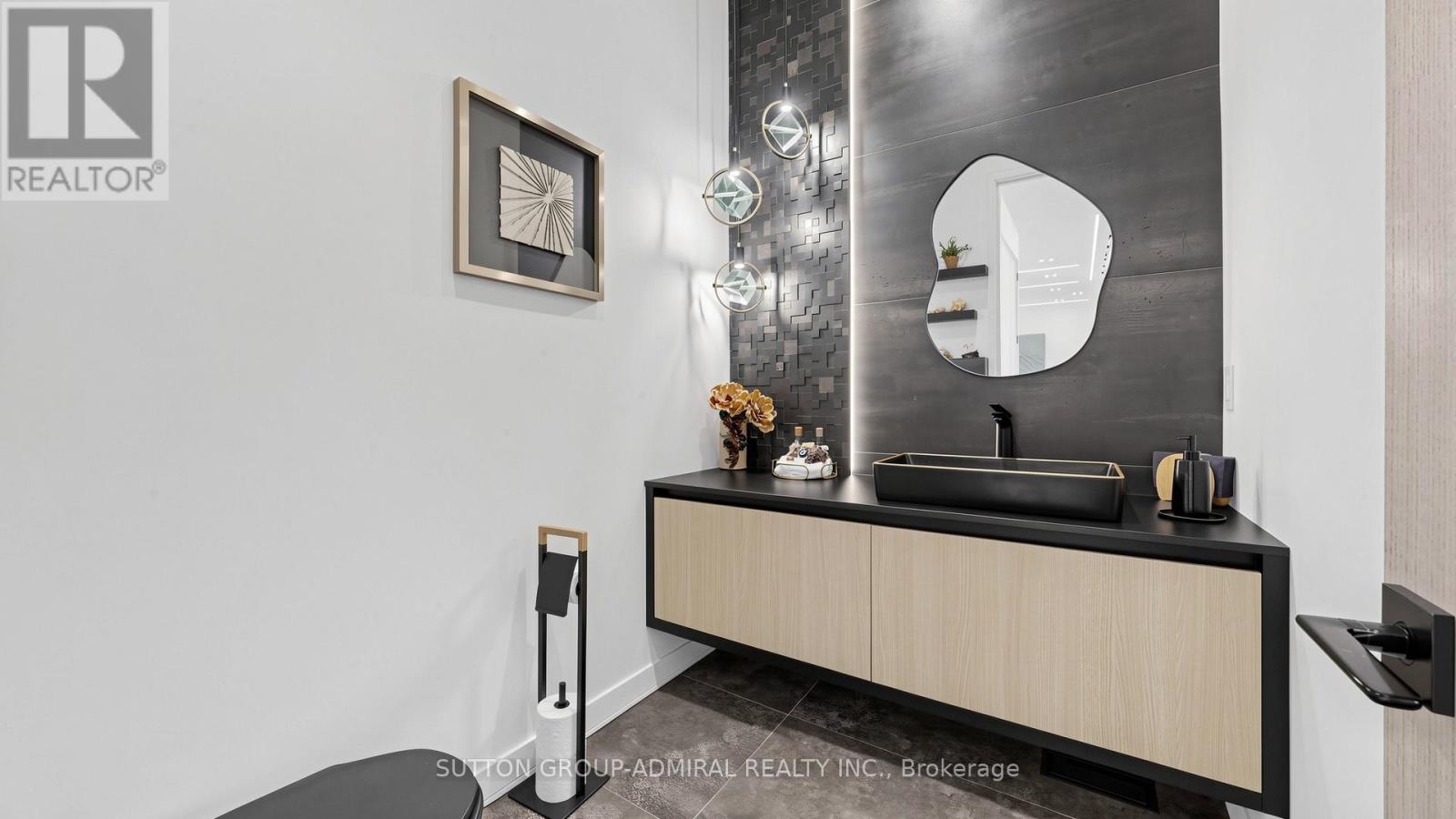 33 Thorny Brae Drive, Markham, Ontario  L3T 3G5 - Photo 23 - N12968724