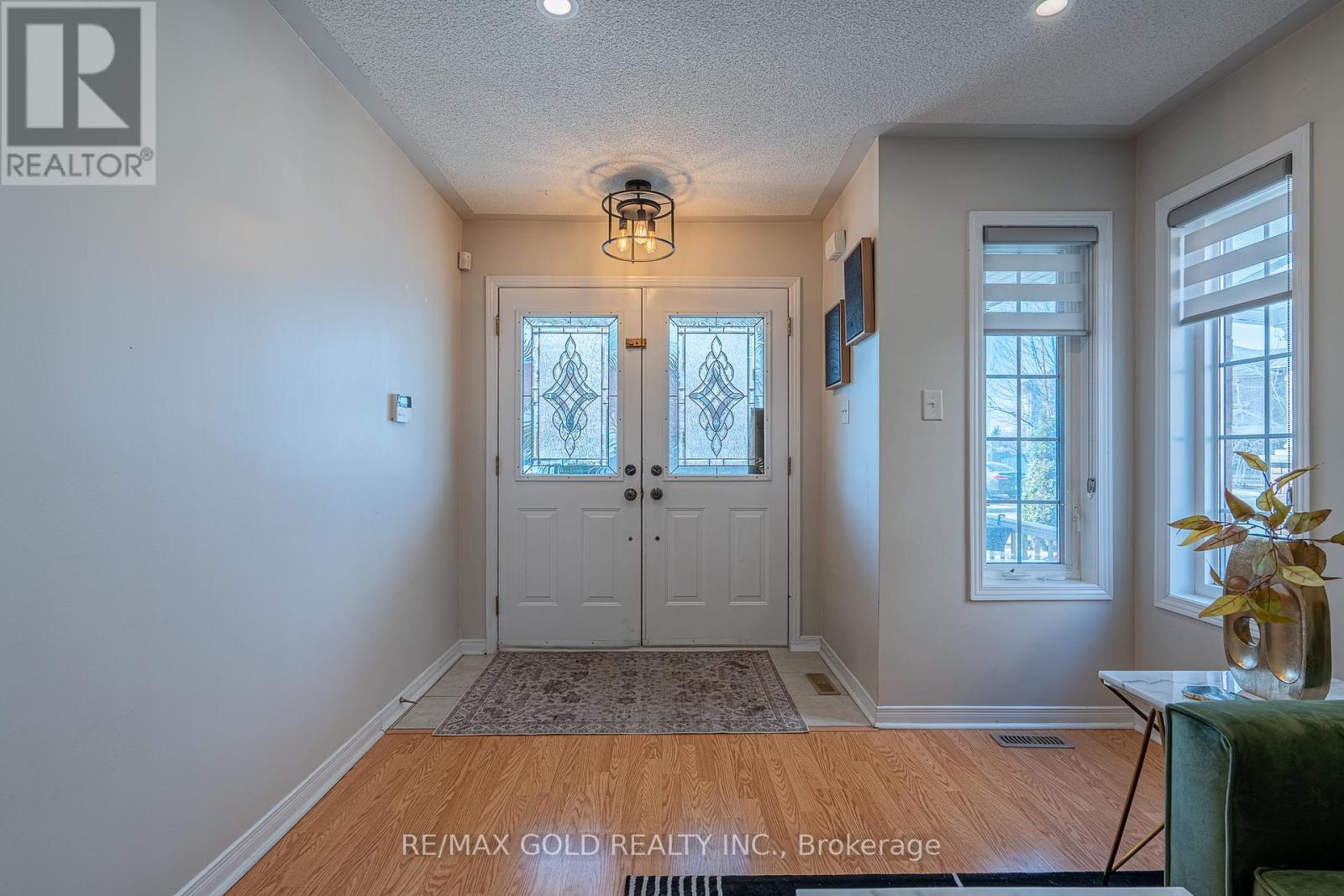 113 Rockgarden Trail, Brampton, Ontario  L6R 3N2 - Photo 2 - W12968656