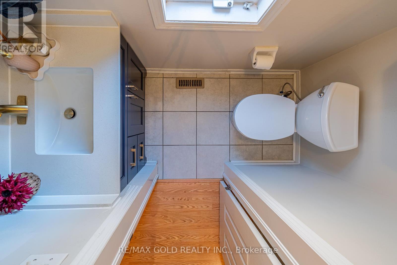 113 Rockgarden Trail, Brampton, Ontario  L6R 3N2 - Photo 7 - W12968656