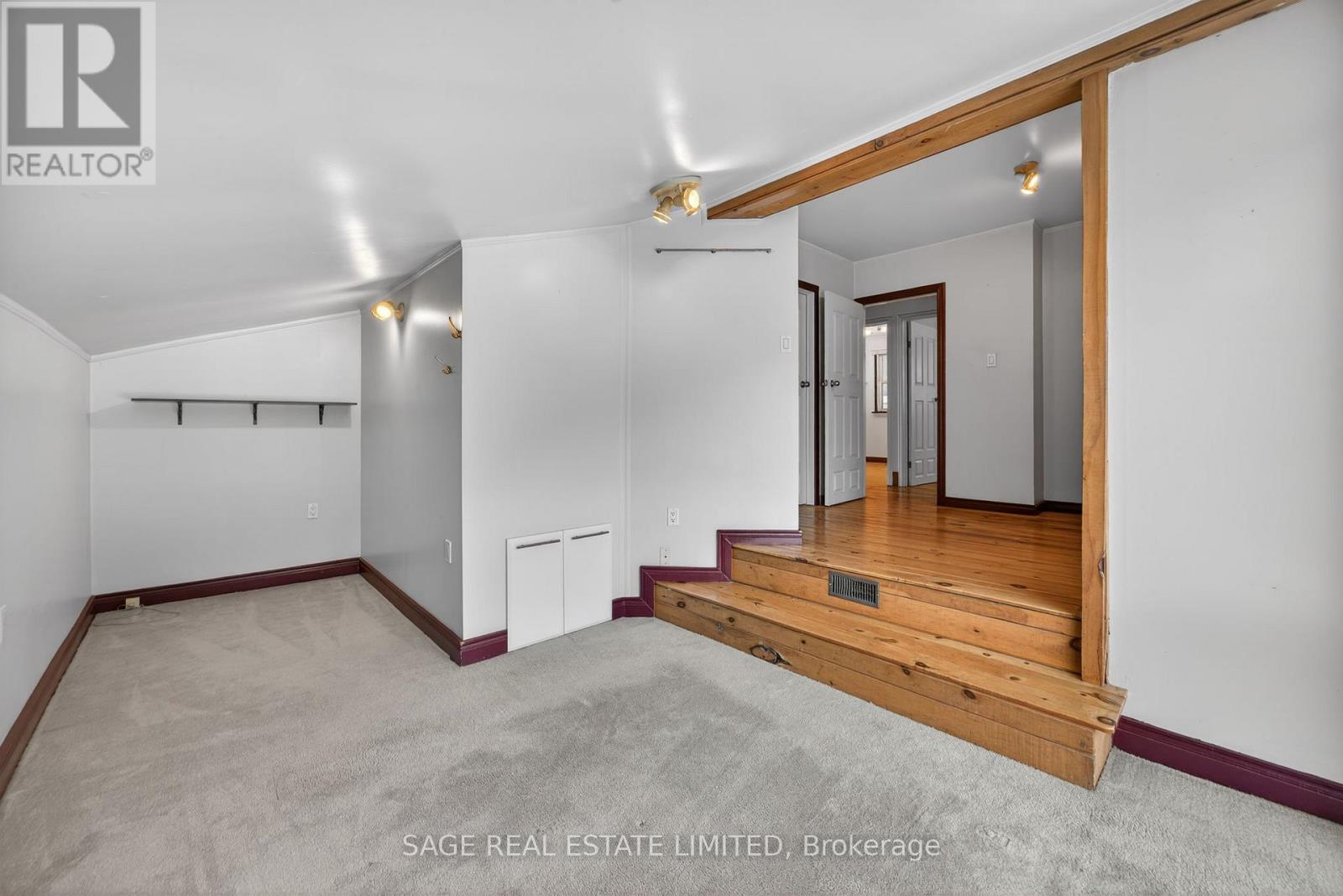 877430 5 Line E, Mulmur, Ontario  L0M 1M0 - Photo 10 - X12968652