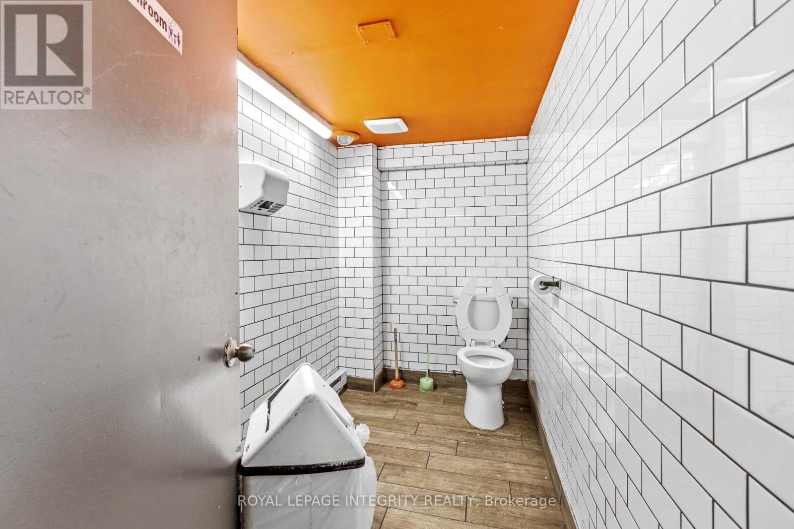 673-675 Somerset Street W, Ottawa, Ontario  K1R 6P3 - Photo 13 - X12968770