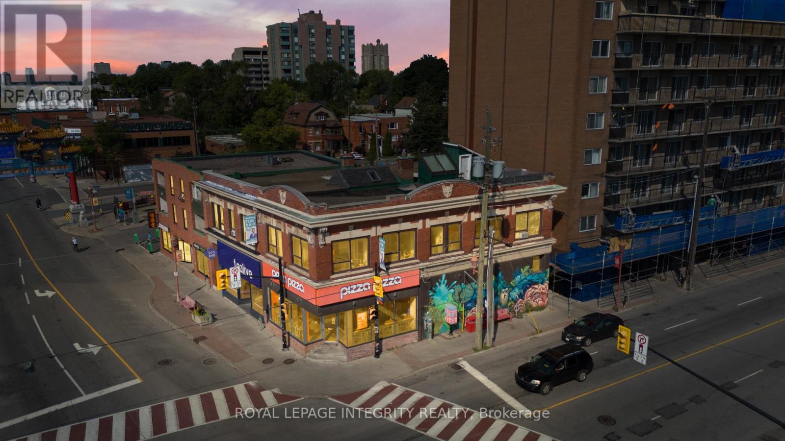 673-675 Somerset Street W, Ottawa, Ontario  K1R 6P3 - Photo 2 - X12968770