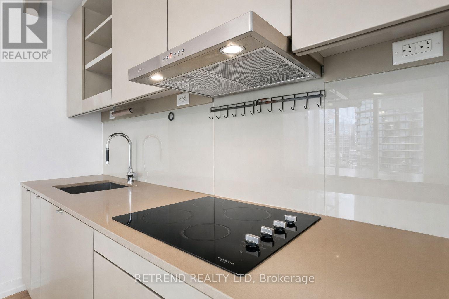 1203 - 101 Peter Street, Toronto, Ontario  M5V 2G9 - Photo 10 - C12968780