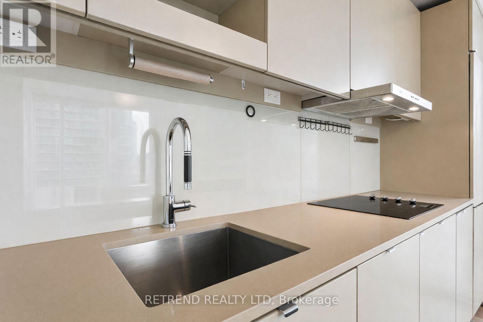 1203 - 101 Peter Street, Toronto, Ontario  M5V 2G9 - Photo 11 - C12968780