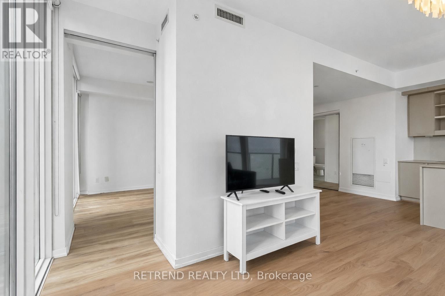 1203 - 101 Peter Street, Toronto, Ontario  M5V 2G9 - Photo 18 - C12968780