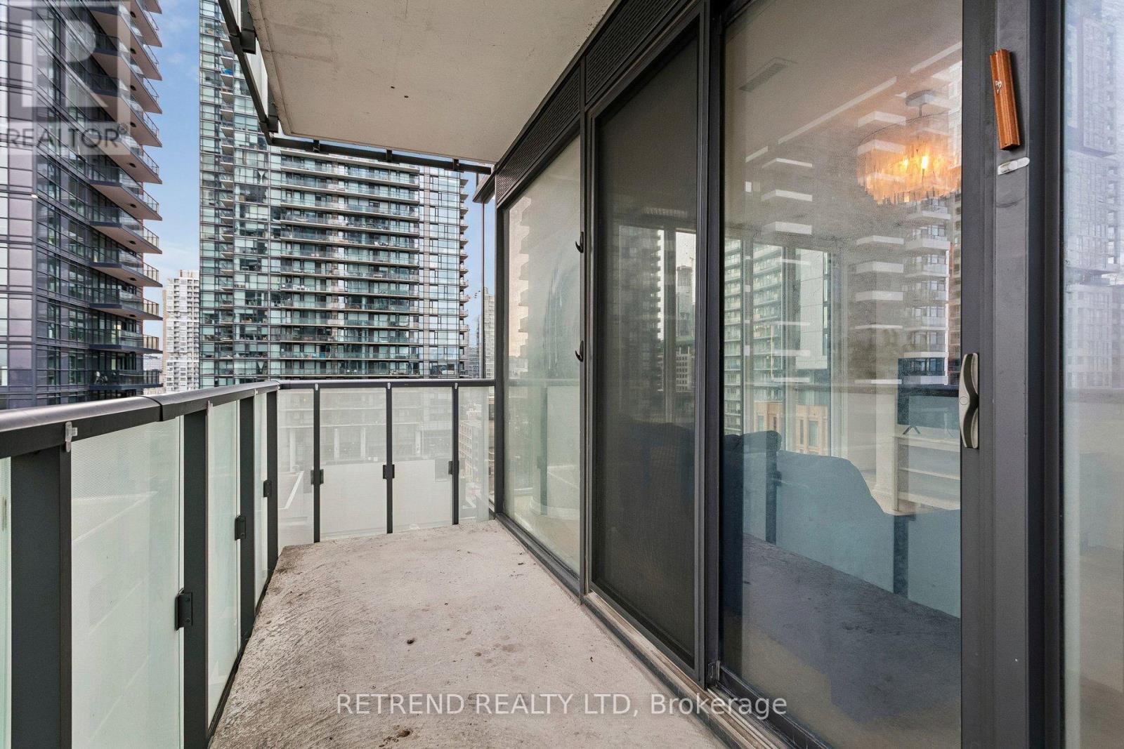 1203 - 101 Peter Street, Toronto, Ontario  M5V 2G9 - Photo 27 - C12968780