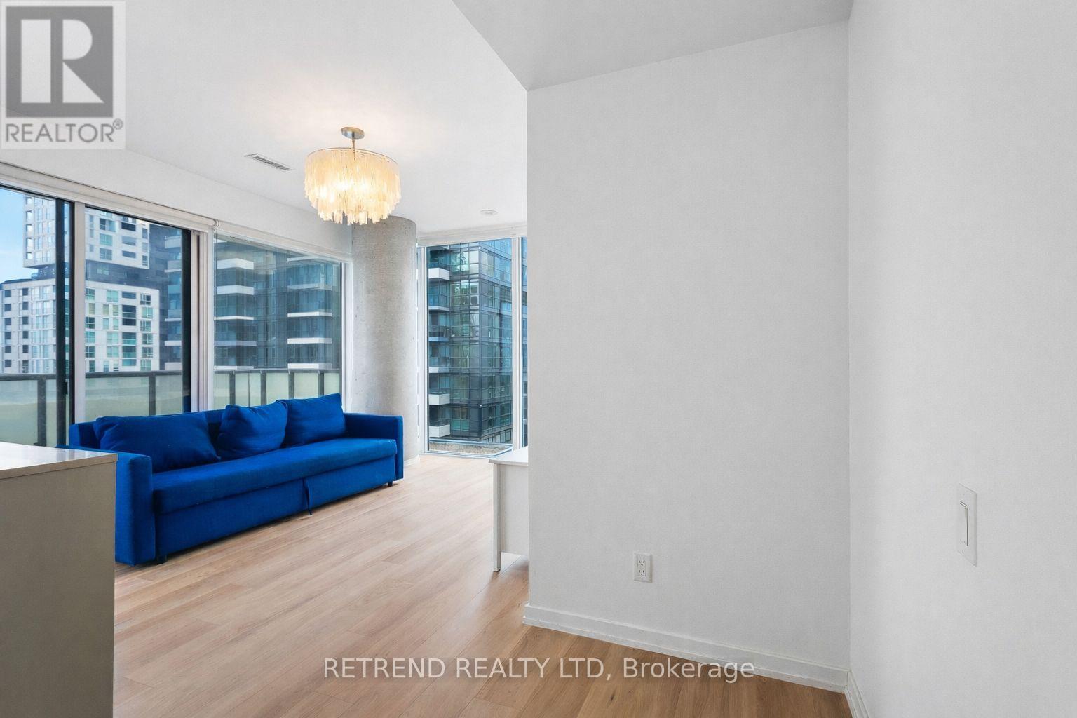 1203 - 101 Peter Street, Toronto, Ontario  M5V 2G9 - Photo 5 - C12968780