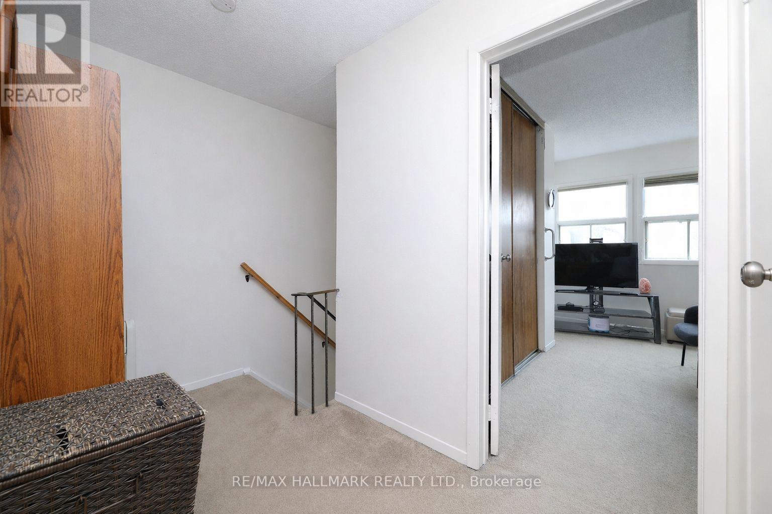 191 Cottonwood Court, Markham, Ontario  L3T 5W9 - Photo 9 - N12968744