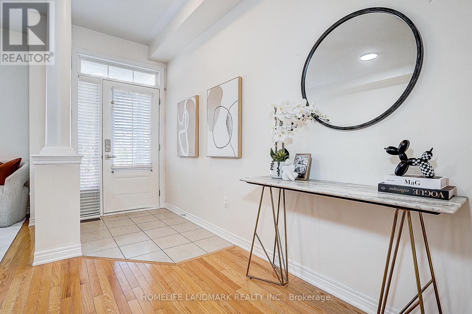 11 Chao Crescent, Richmond Hill, Ontario  L4E 0P4 - Photo 2 - N12968748