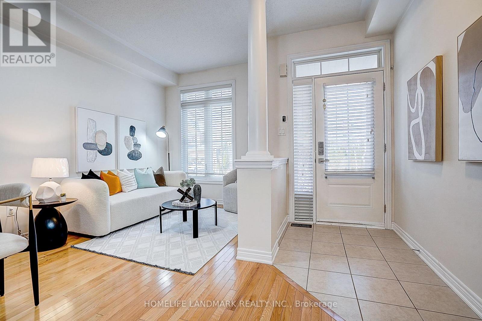 11 Chao Crescent, Richmond Hill, Ontario  L4E 0P4 - Photo 3 - N12968748