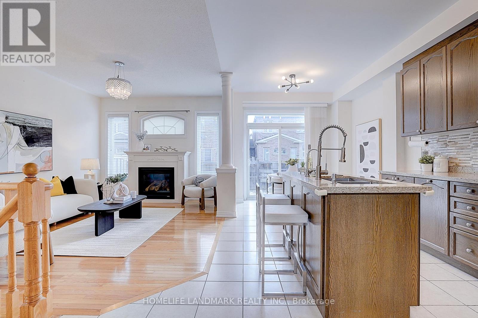 11 Chao Crescent, Richmond Hill, Ontario  L4E 0P4 - Photo 8 - N12968748