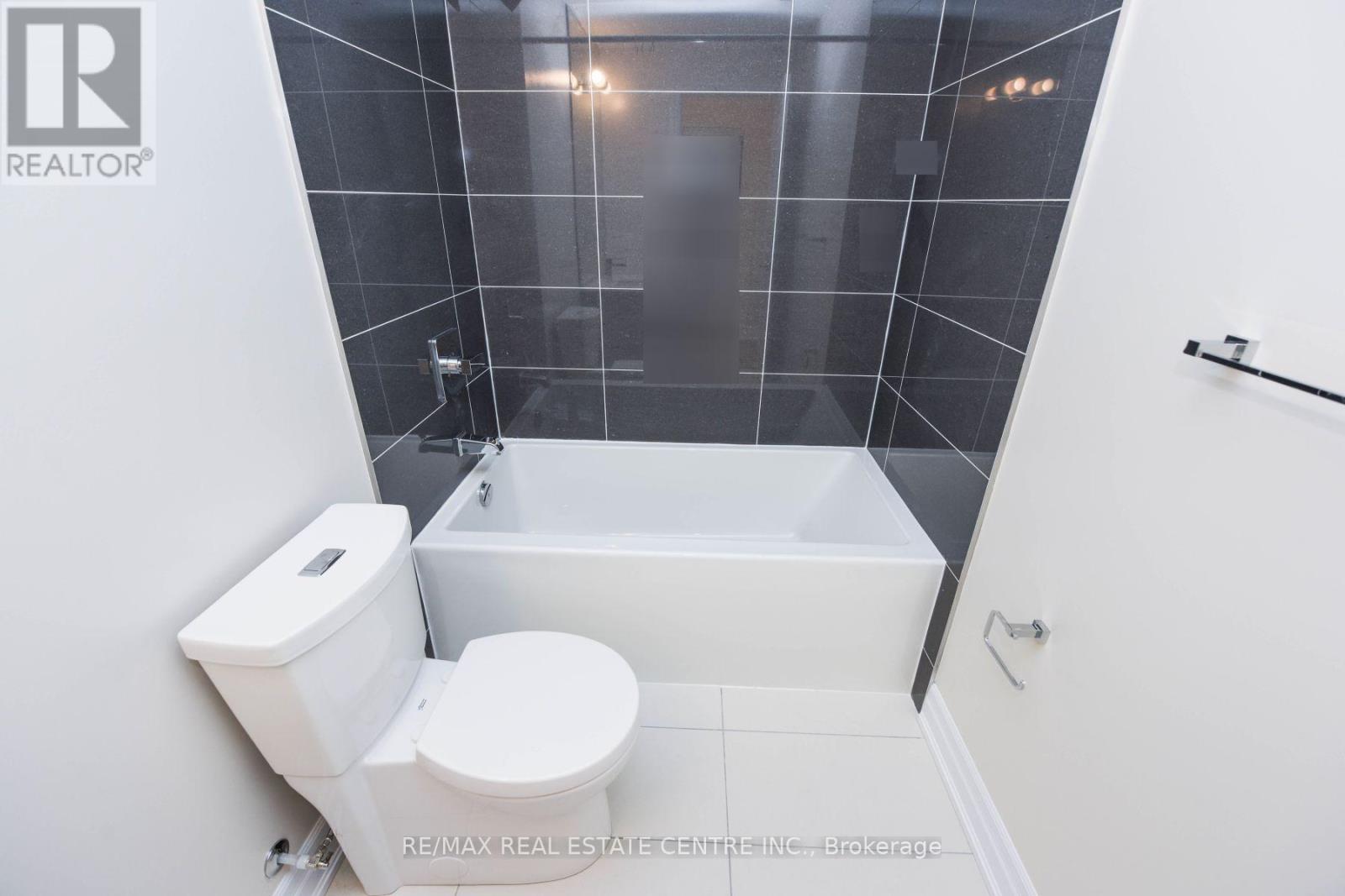 508 - 9075 Jane Street, Vaughan, Ontario  L4K 0L7 - Photo 15 - N12968772