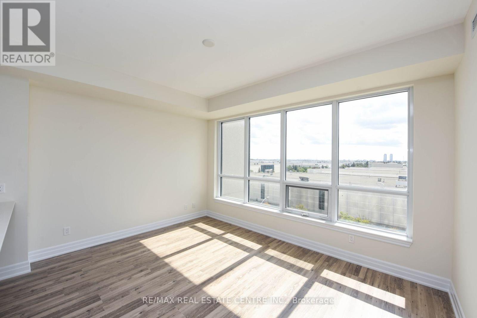 508 - 9075 Jane Street, Vaughan, Ontario  L4K 0L7 - Photo 25 - N12968772