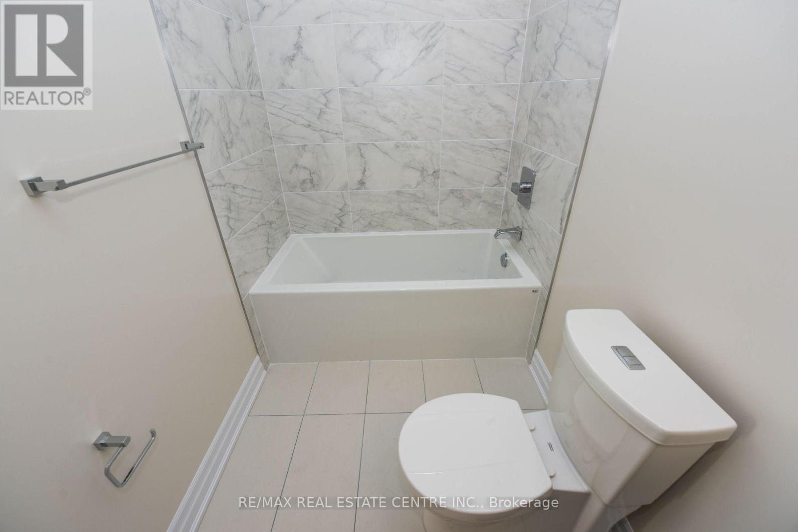 508 - 9075 Jane Street, Vaughan, Ontario  L4K 0L7 - Photo 32 - N12968772