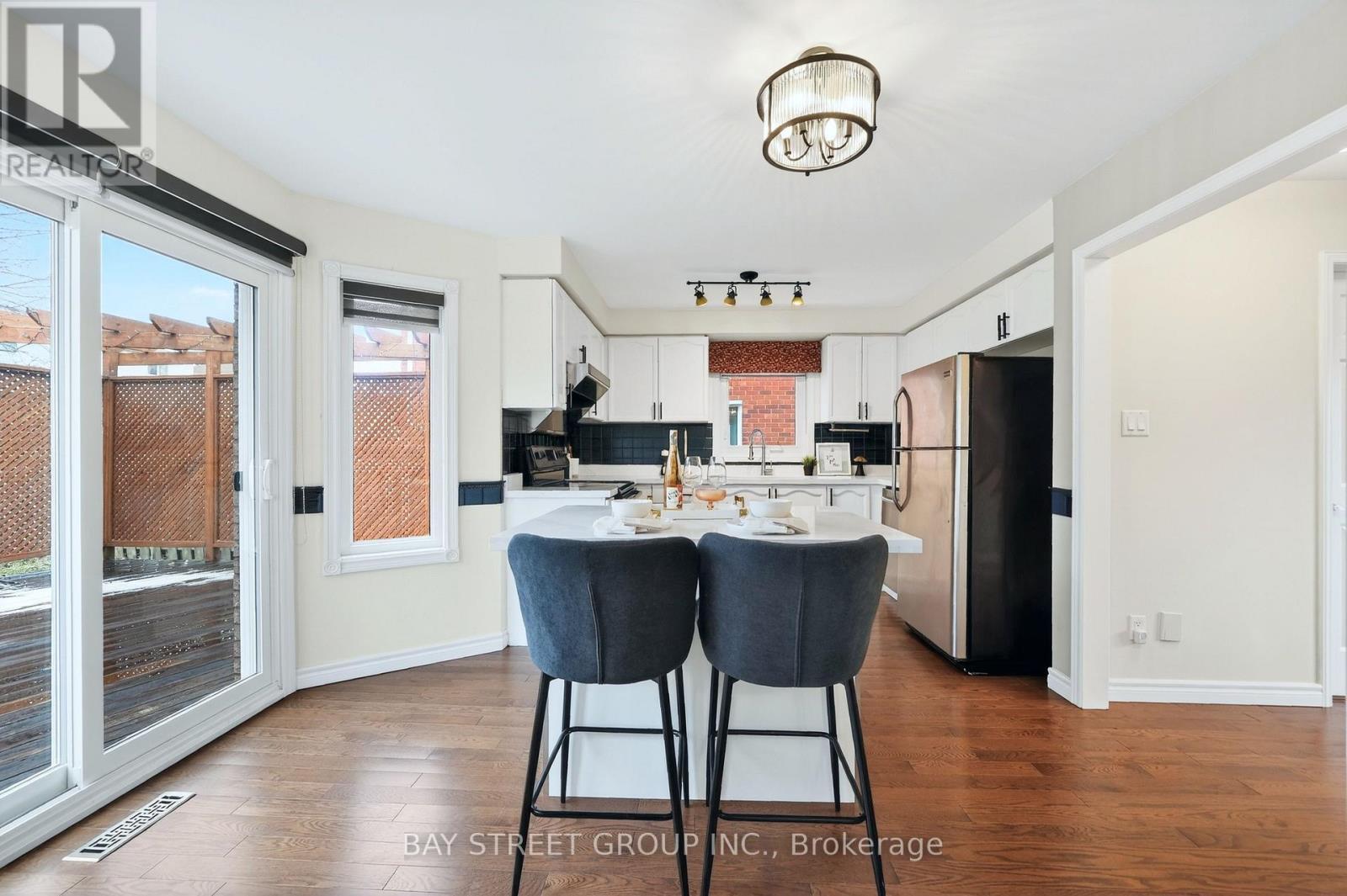 97 Bishop Drive, Barrie, Ontario  L4N 7P4 - Photo 12 - S12968768