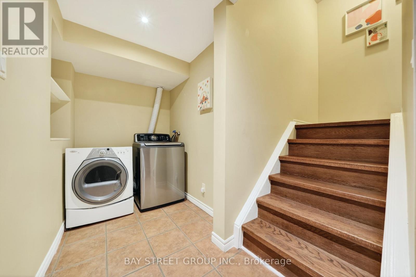 97 Bishop Drive, Barrie, Ontario  L4N 7P4 - Photo 26 - S12968768