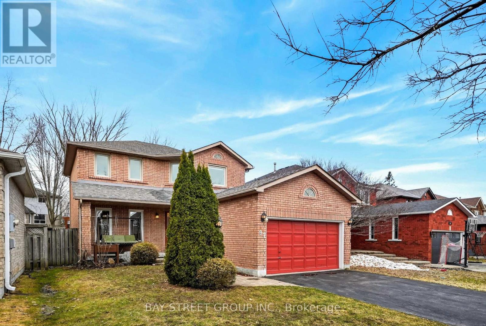 97 Bishop Drive, Barrie, Ontario  L4N 7P4 - Photo 3 - S12968768