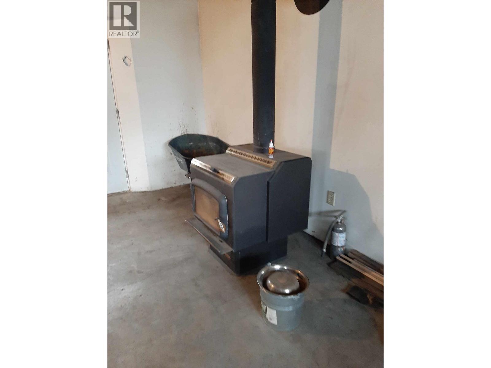 144 E 3rd Avenue, Fort St. James, British Columbia  V0J 1P0 - Photo 25 - R3107085