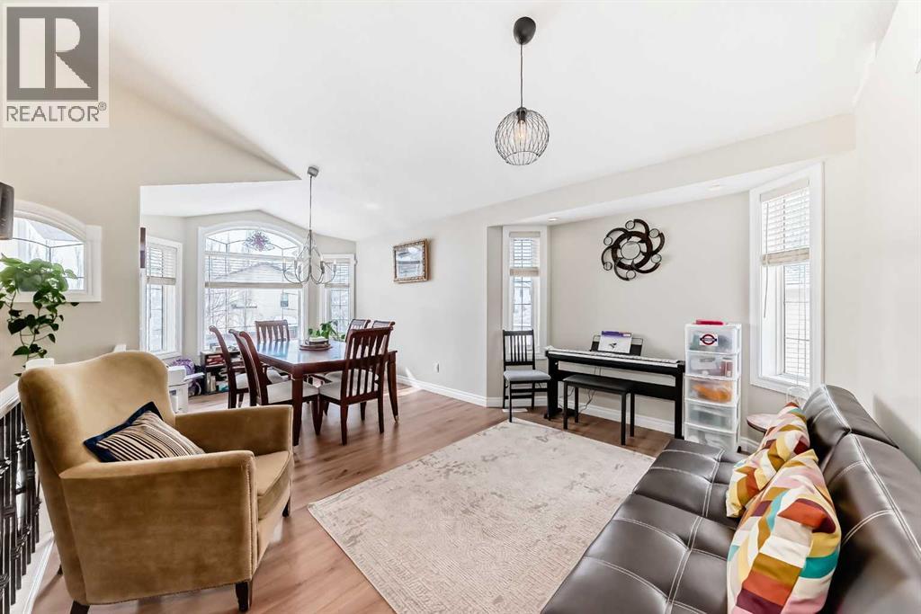 172 Sunset Heights, Crossfield, Alberta  T0M 0S0 - Photo 14 - A2299529