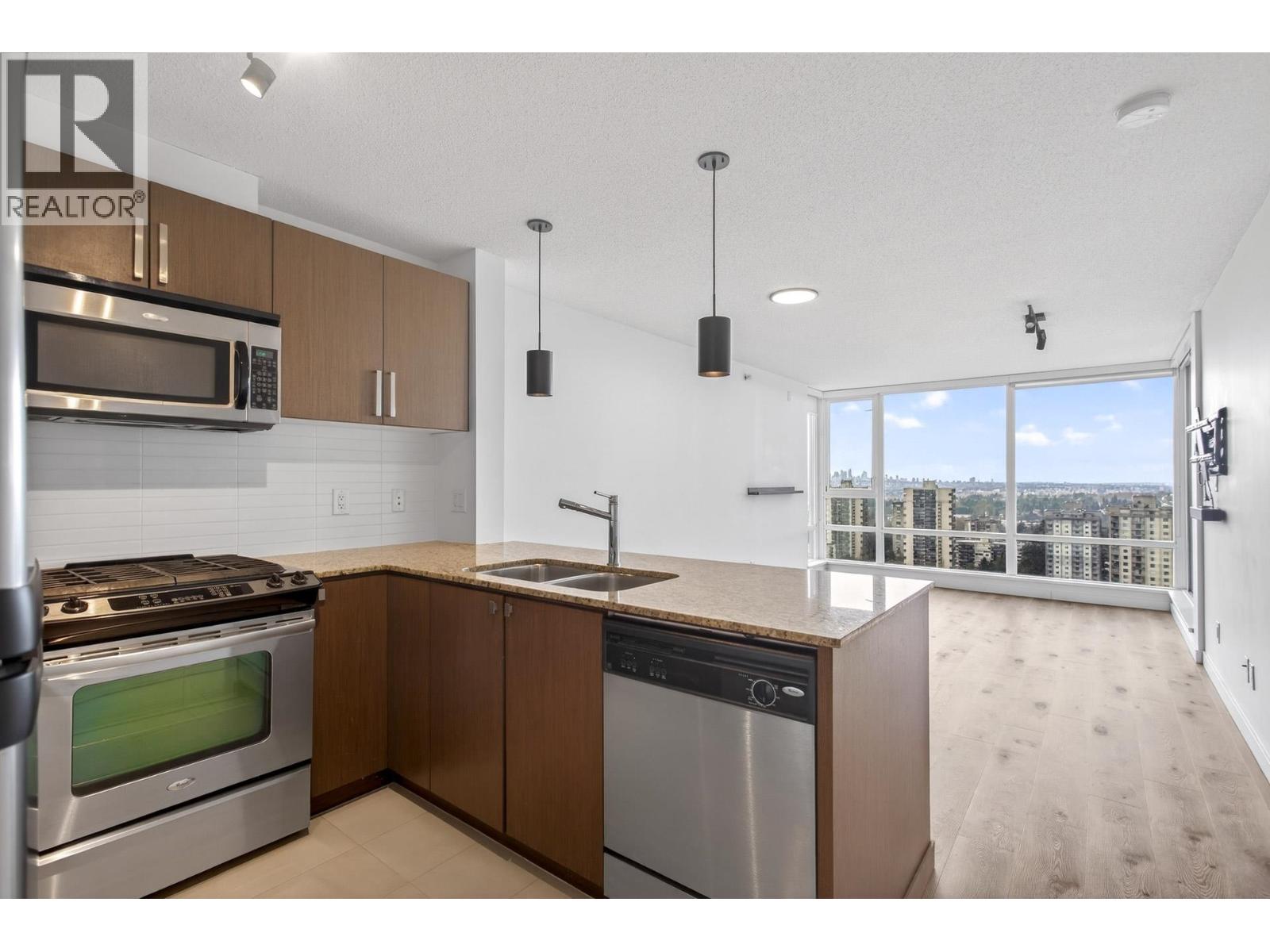 2203 9868 Cameron Street, Burnaby, British Columbia V3J 0A5 - Photo 5 - R3108029