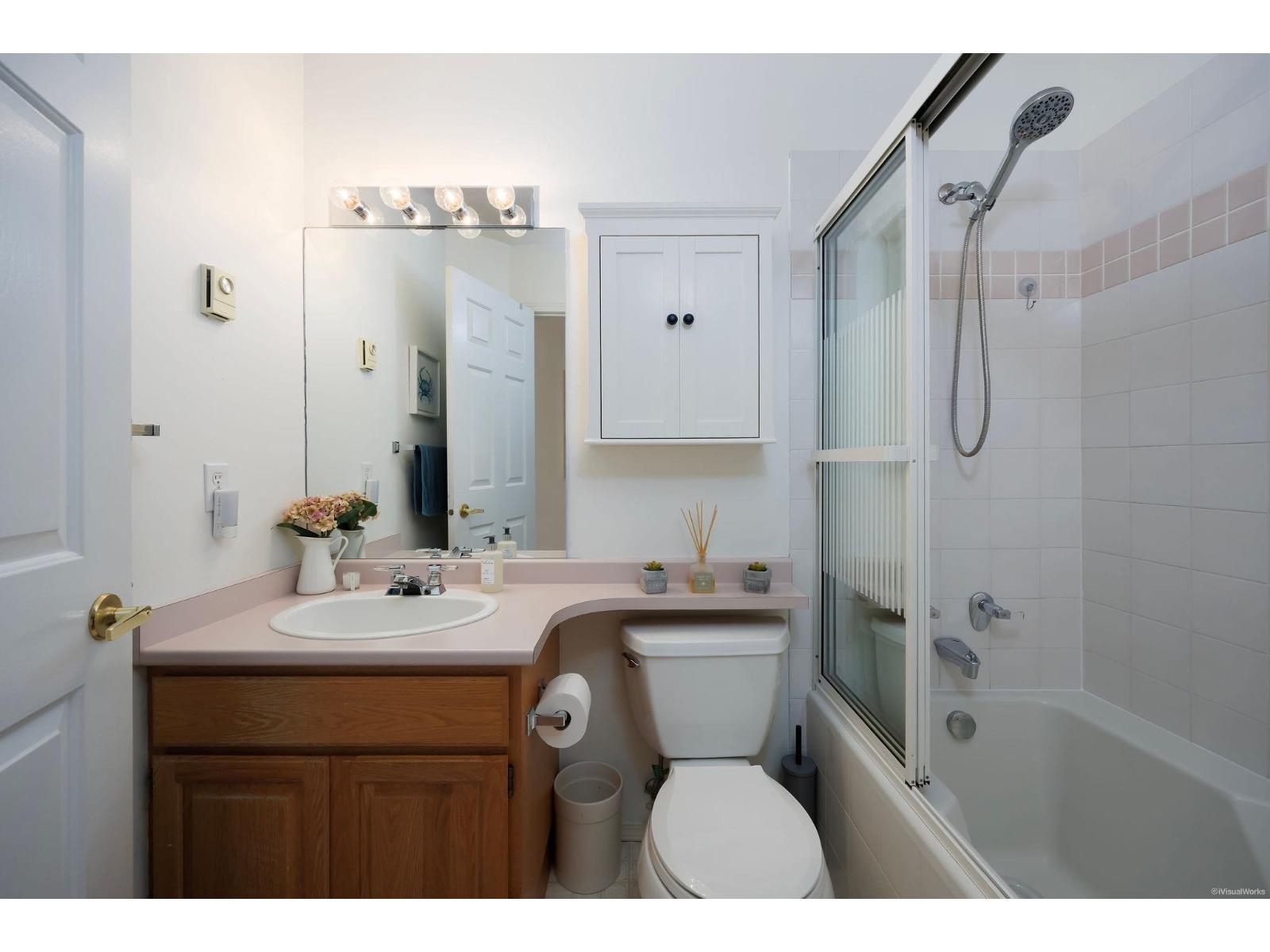 303 1500 Merklin Street, White Rock, British Columbia V4B 4C5 - Photo 10 - R3107648