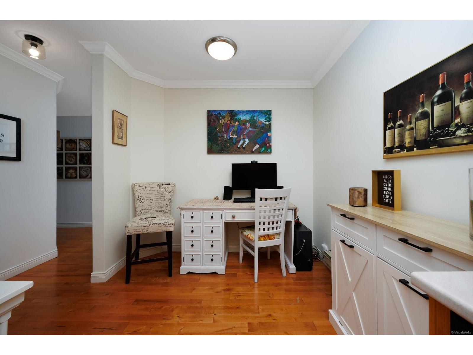 303 1500 Merklin Street, White Rock, British Columbia V4B 4C5 - Photo 9 - R3107648