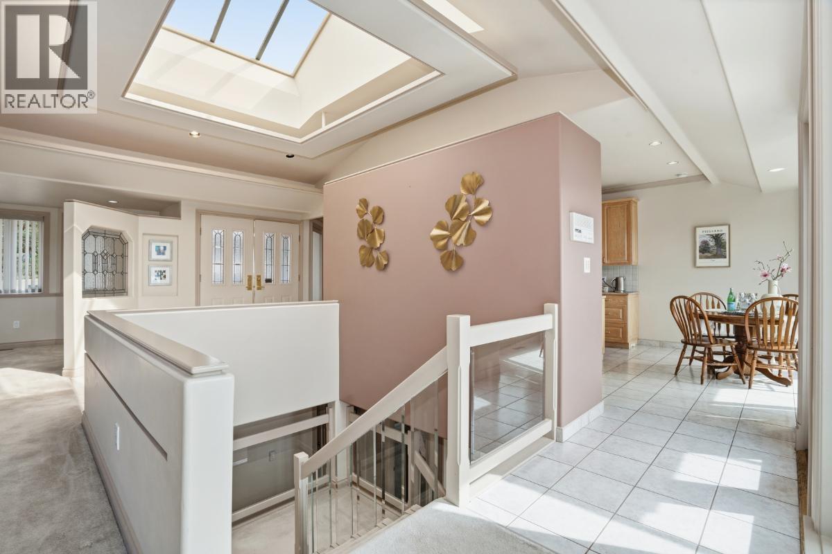 4493 Epps Avenue, North Vancouver, British Columbia  V7G 1G2 - Photo 15 - R3107712