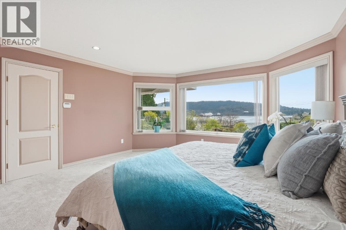 4493 Epps Avenue, North Vancouver, British Columbia  V7G 1G2 - Photo 22 - R3107712