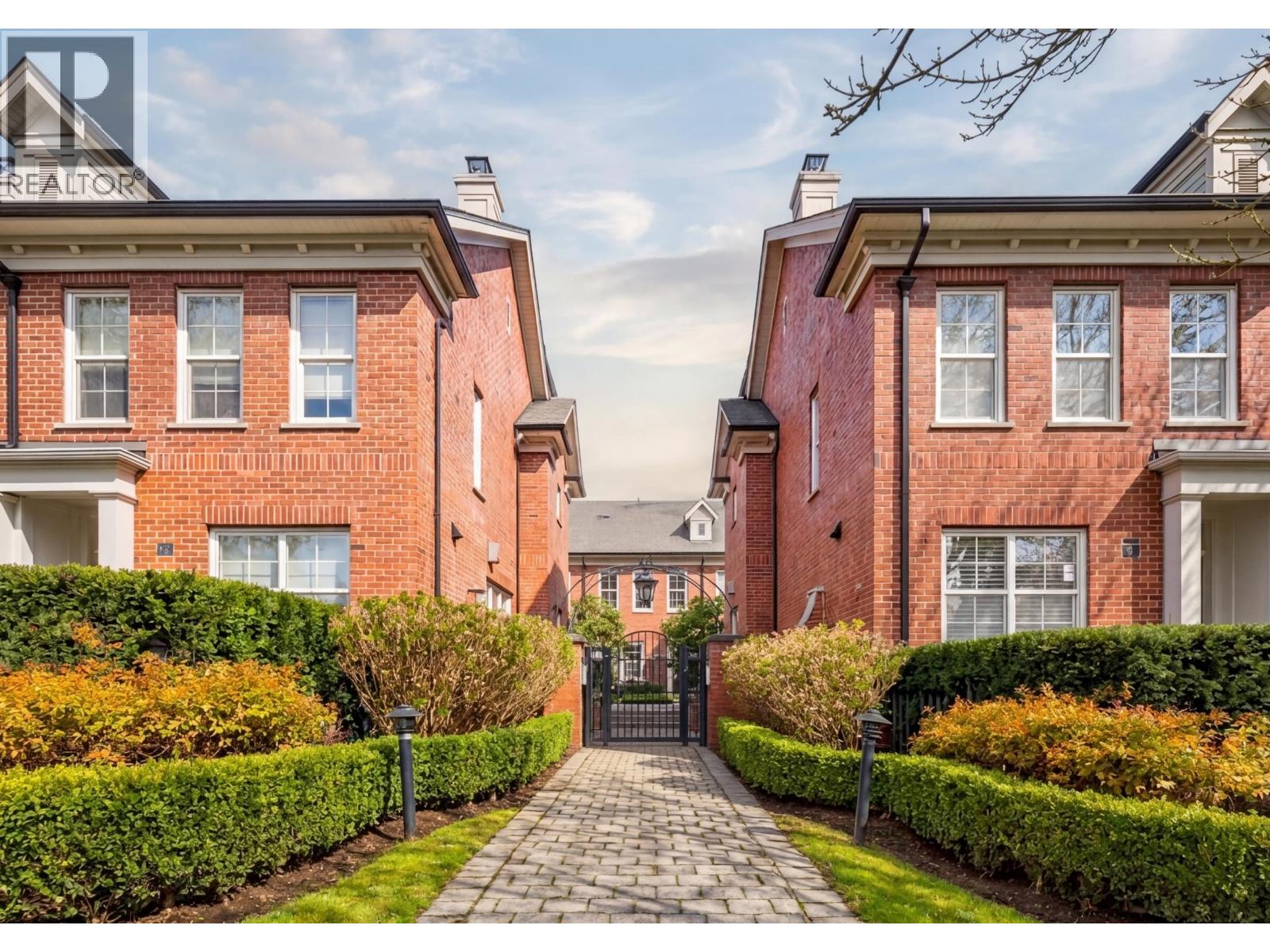 755 W 42 AVENUE, Vancouver, British Columbia