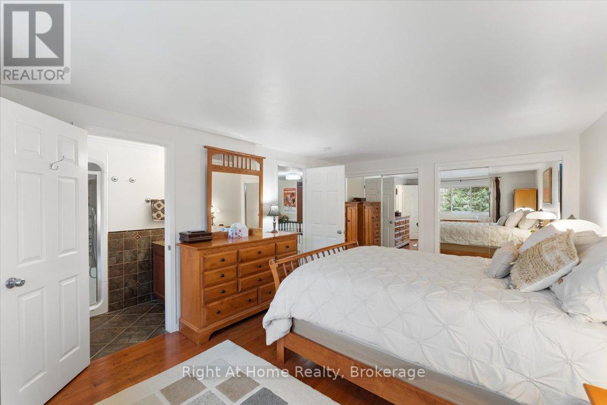 437 Shoreacres Road, Burlington, Ontario  L7L 5N2 - Photo 22 - W12968808