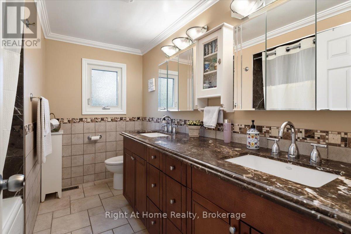 437 Shoreacres Road, Burlington, Ontario  L7L 5N2 - Photo 27 - W12968808